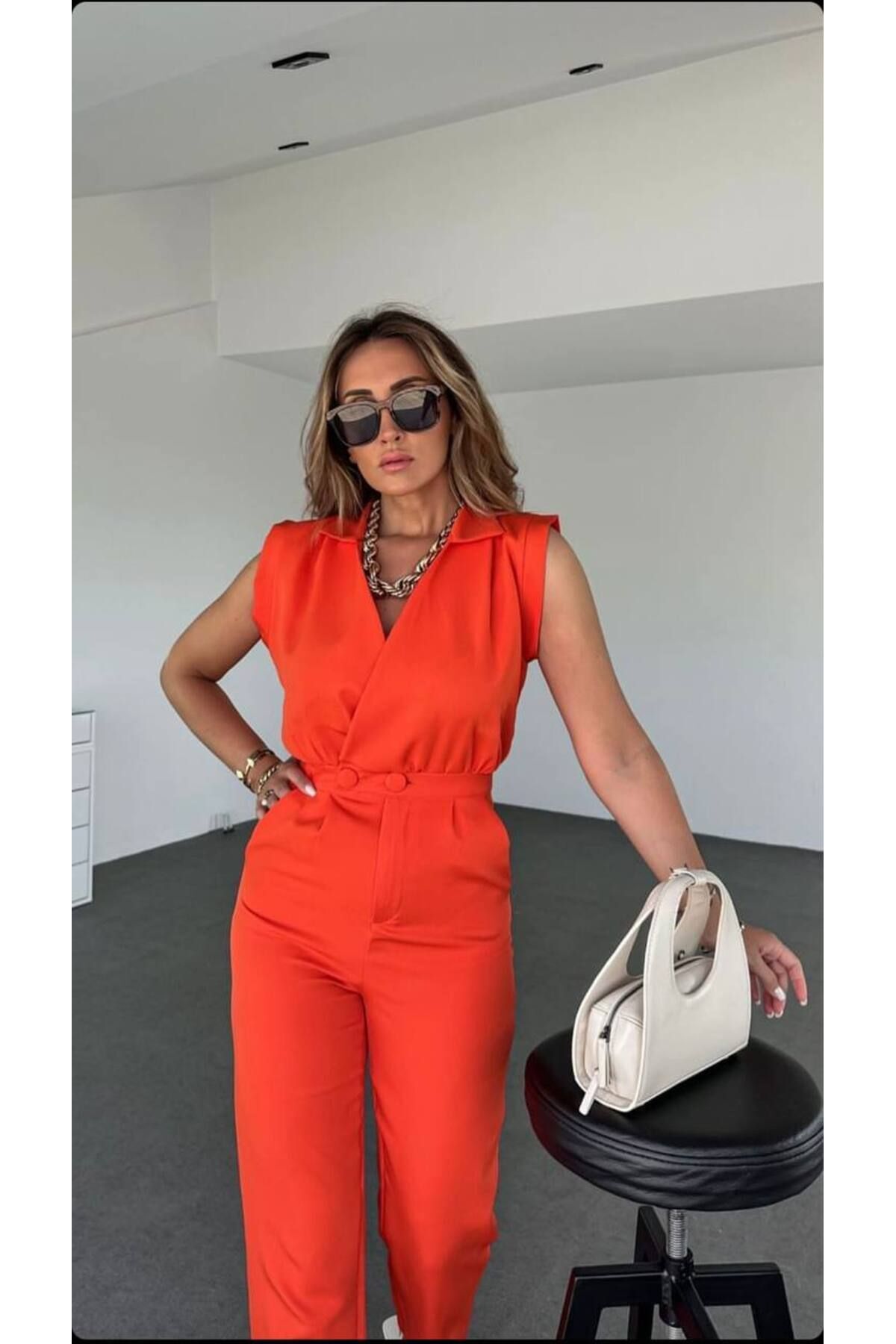 جمبسوت بياقة قميص من قماش مستورد - موسم جديد برتقالي