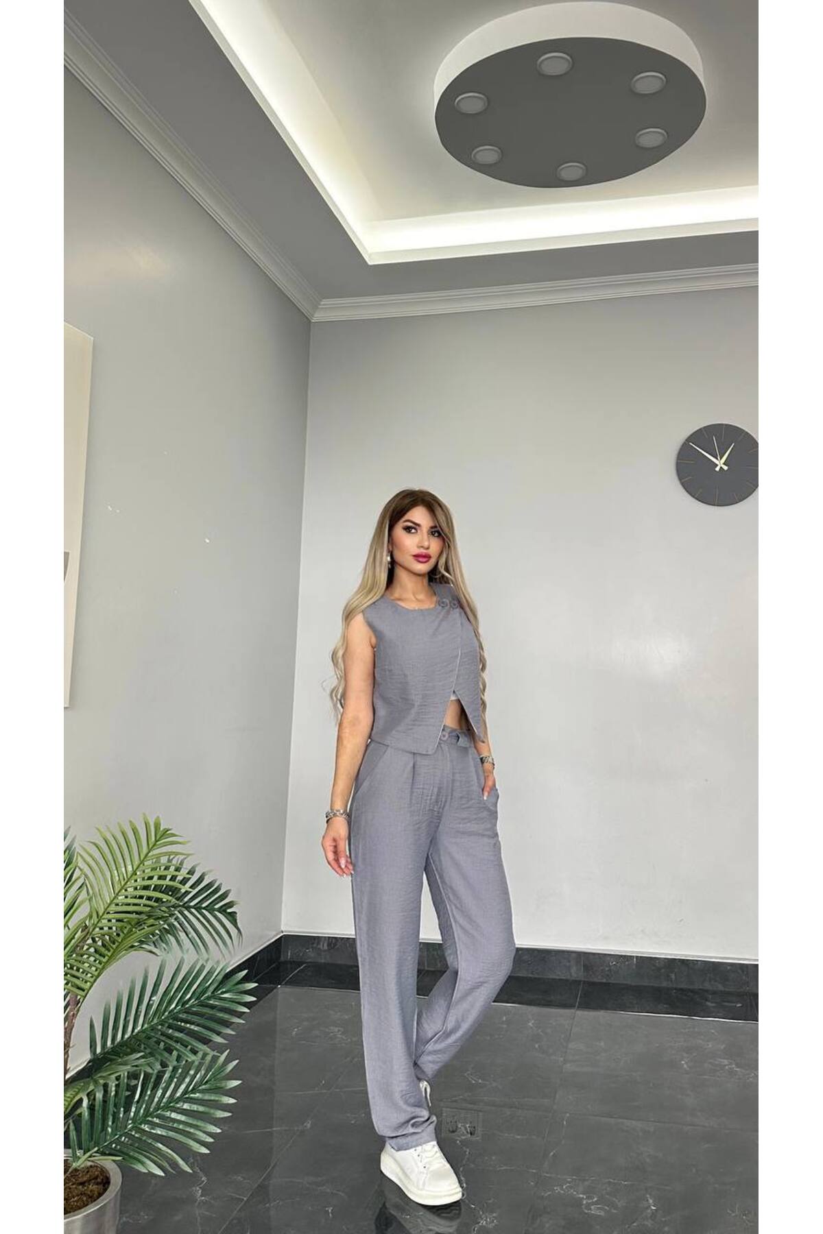 طقم ثنائي موسم جديد من قماش جابارين مستورد رمادي