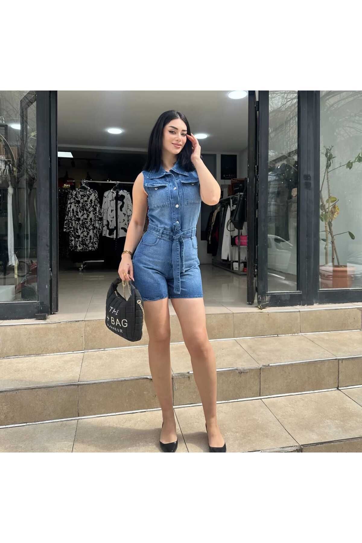 جمبسوت جينز بشورت أزرق