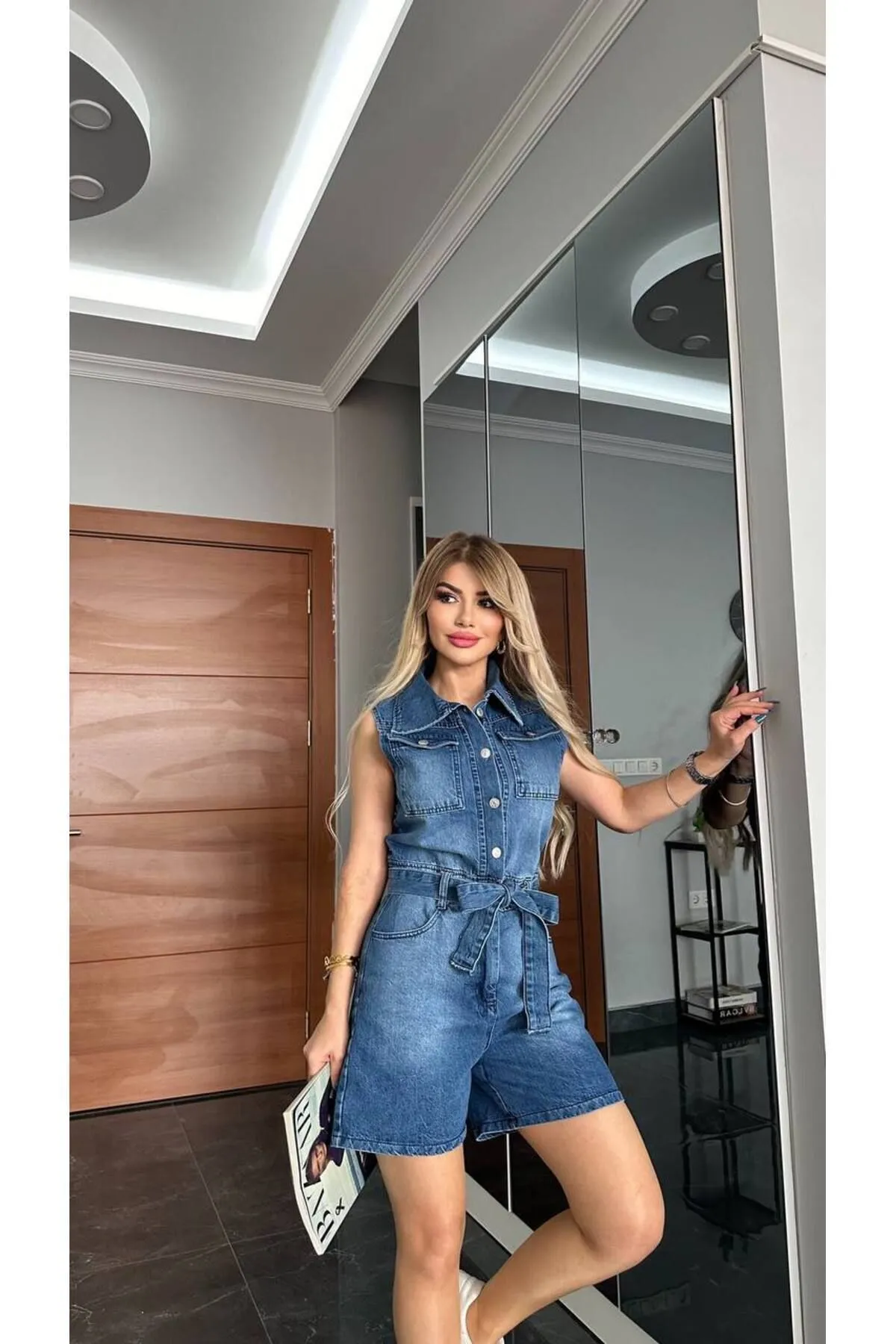 جمبسوت جينز قصير أزرق